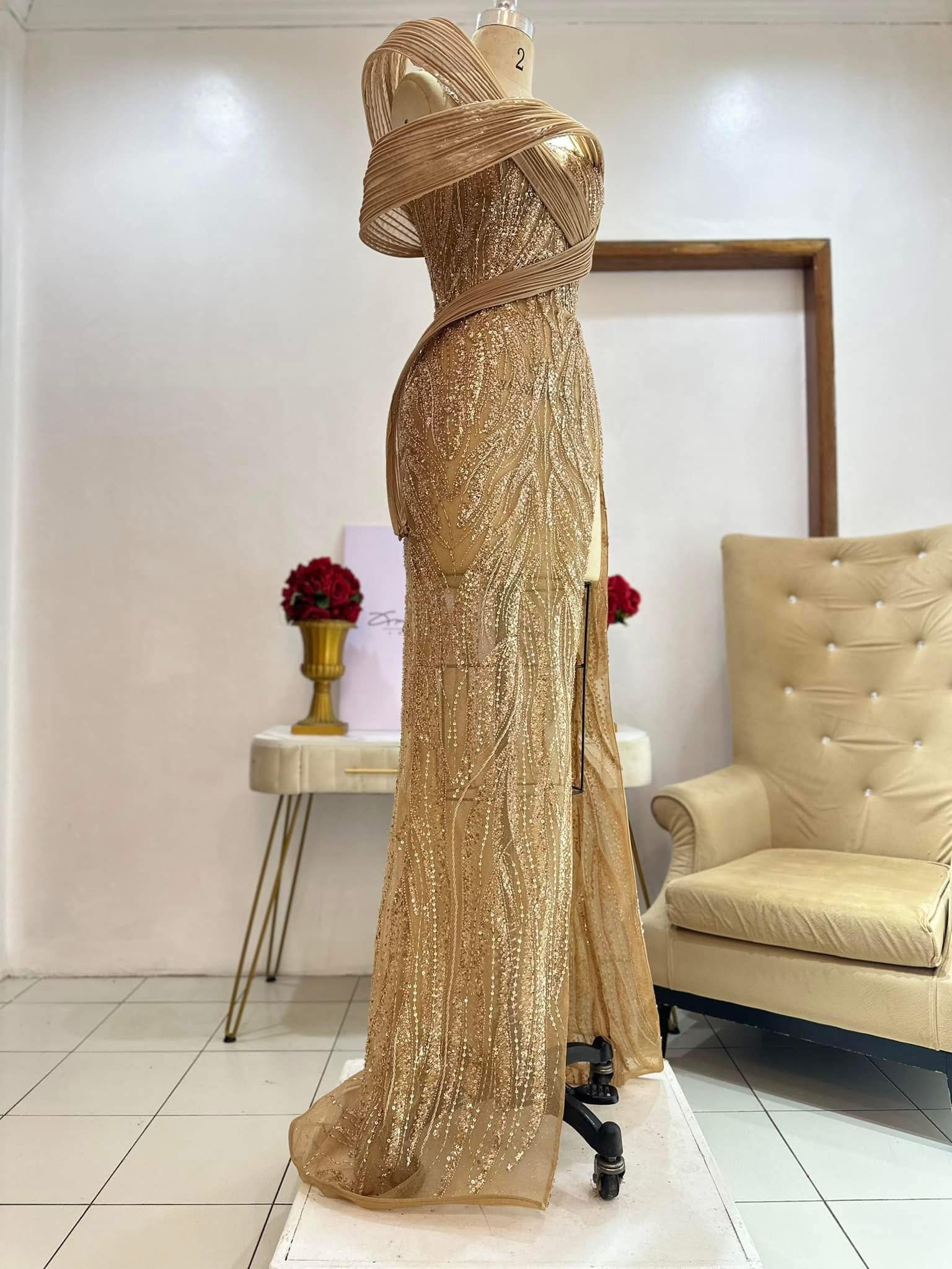 Prom gown